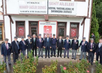 Vali Yavuz, şehit ve gazi derneklerini ziyaret etti.